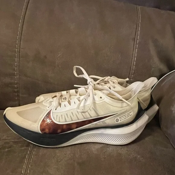 Nike Shoes Nike Zoom Gravity Womens Size White Sail Barely